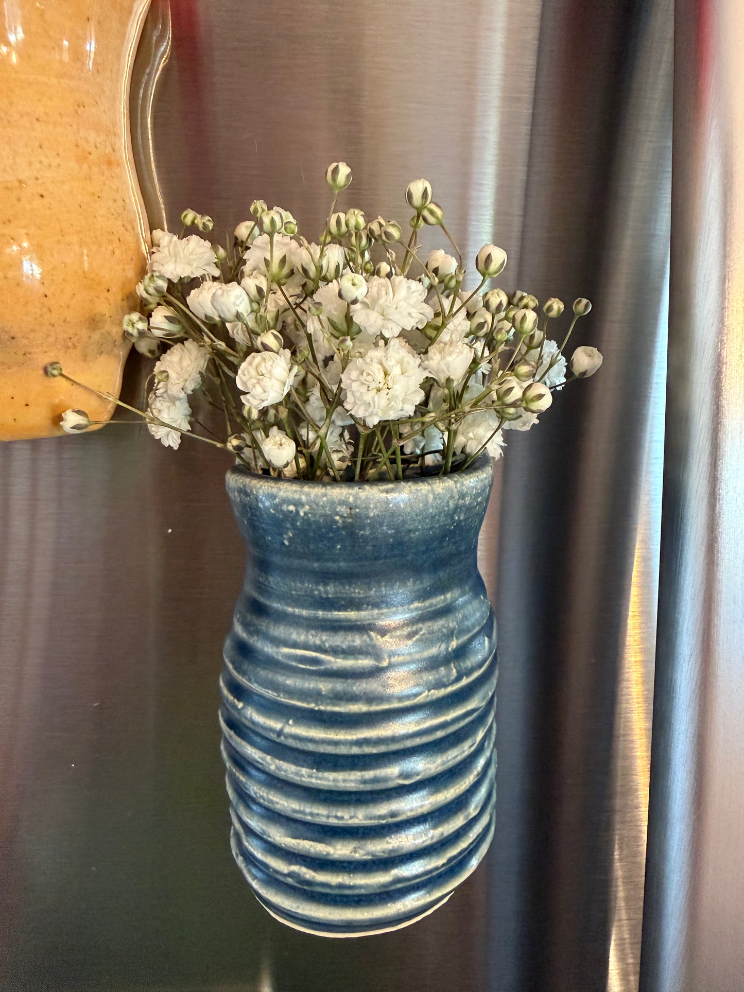 Fog Line Magnetic Mini Vase